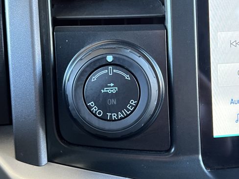 Used 2022 Ford F150 XLT w/ Equipment Group 302A High image 37