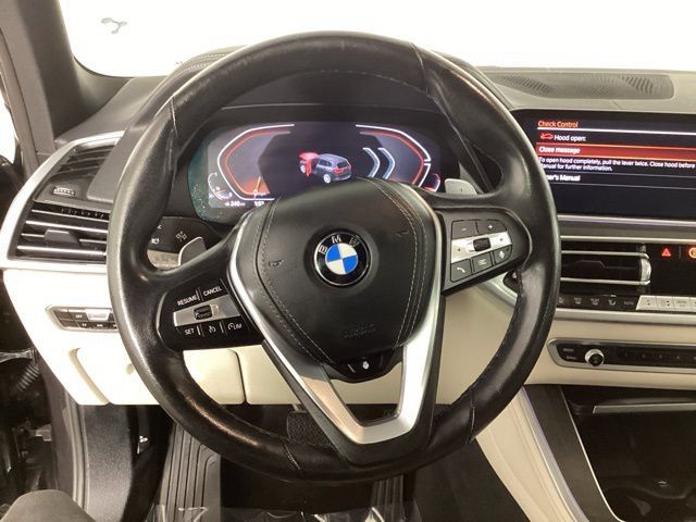 Used 2022 BMW X5 xDrive40i w/ Luxury Seating Package AWD/4WD image 16