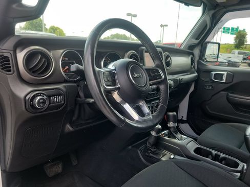 Used 2020 Jeep Gladiator Sport w/ Quick Order Package 24S AWD/4WD image 15