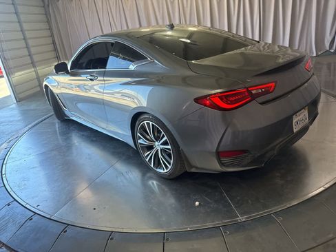 Used 2019 INFINITI Q60 3.0t Luxe w/ Essential Package RWD image 7