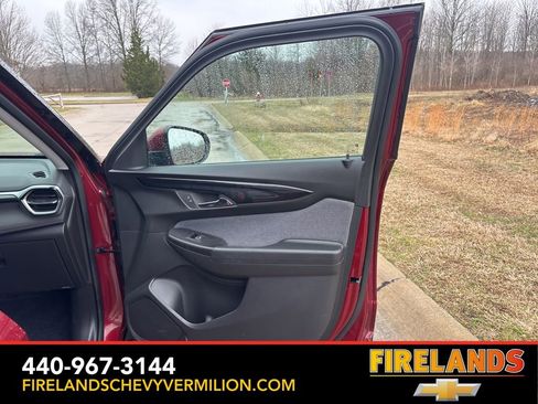 Used 2024 Chevrolet TrailBlazer LT image 26