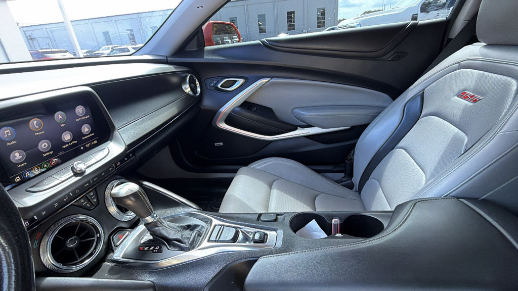 Used 2019 Chevrolet Camaro SS RWD image 20
