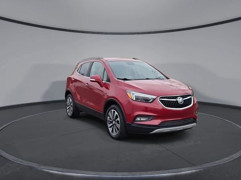 Used 2019 Buick Encore Essence image 2