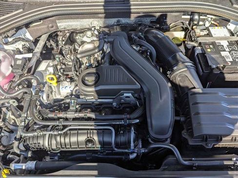 Used 2025 Volkswagen Jetta SE image 15