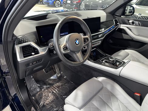 Used 2025 BMW X5 xDrive40i w/ M Sport Package AWD/4WD image 20