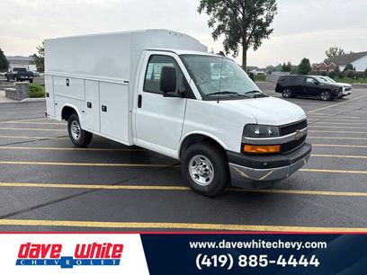 New 2025 Chevrolet Express 3500 w/ Power Convenience Package