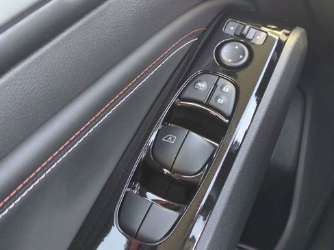 Certified 2023 Nissan Altima 2.5 SR w/ SR Premium Package image 23