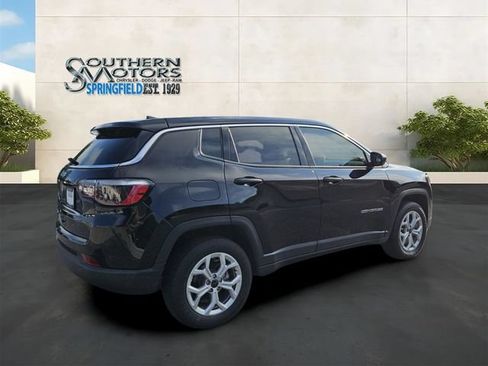Used 2025 Jeep Compass Sport AWD/4WD image 5