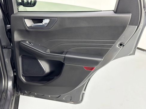 Used 2024 Ford Escape ST-Line Select w/ Tech Pack #1 image 39