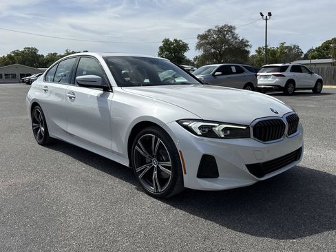 Used 2023 BMW 330i Sedan w/ Premium Package RWD image 7