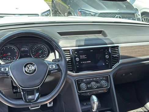 Used 2018 Volkswagen Atlas SEL w/ R-Line Package AWD/4WD image 29