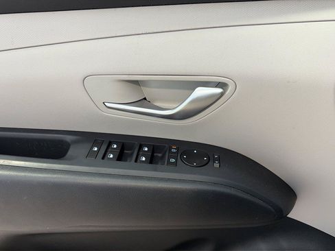 Certified 2025 Hyundai Tucson SEL AWD/4WD image 21