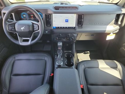 New 2026 Ford Bronco Big Bend w/ Black Diamond Package AWD/4WD image 13