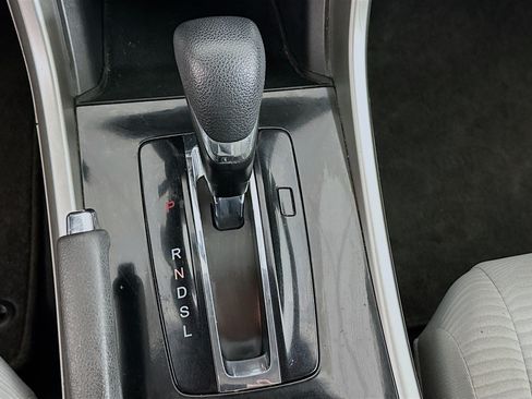 Used 2017 Honda Accord LX image 23