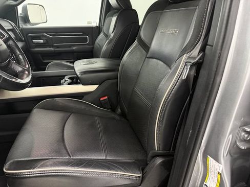 Used 2019 RAM 2500 Laramie w/ Night Edition AWD/4WD image 26