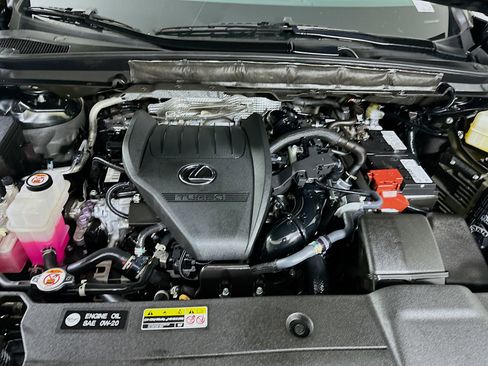 Used 2024 Lexus RX 350 FWD image 33