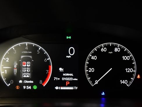 Certified 2025 Honda Pilot TrailSport image 19