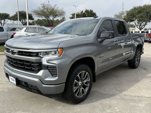 Used 2024 Chevrolet Silverado 1500 RST image 9
