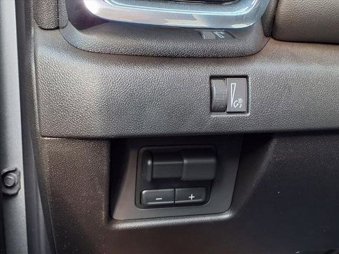 New 2026 GMC Canyon Elevation w/ Convenience Package image 15