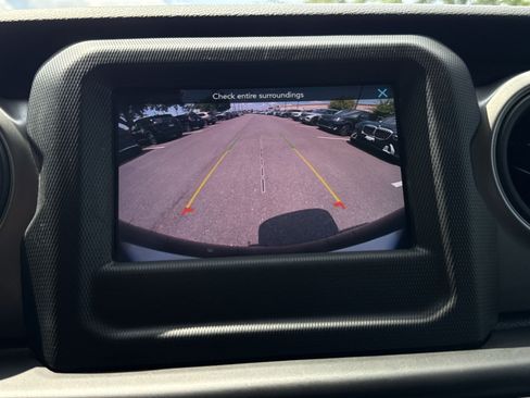 Used 2021 Jeep Wrangler Unlimited Sport AWD/4WD image 19