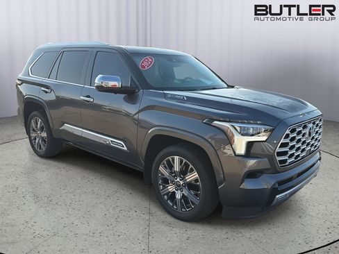 Certified 2024 Toyota Sequoia Capstone AWD/4WD image 8