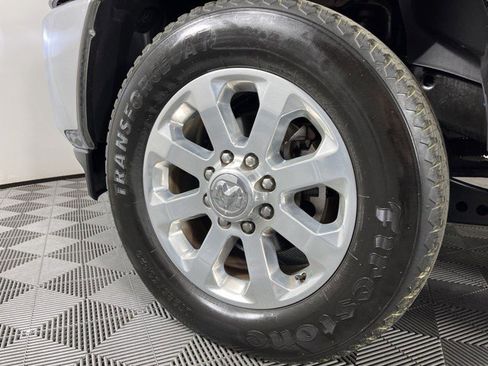 Used 2022 RAM 3500 Laramie AWD/4WD image 10