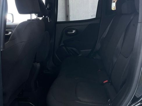 Used 2020 Jeep Renegade Sport image 14