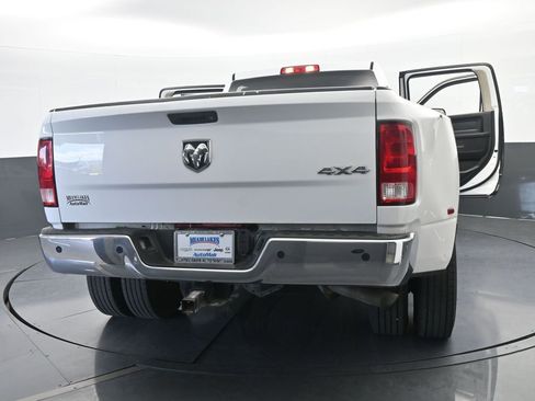 Used 2018 RAM 3500 Tradesman w/ Chrome Appearance Group image 68