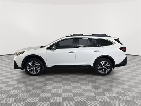 Used 2020 Subaru Outback Touring w/ Popular Package #2 image 4
