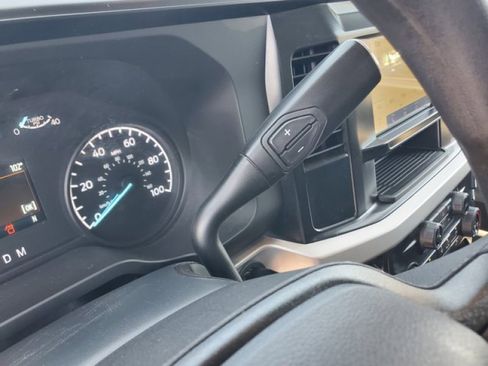 Used 2025 Ford F250 XLT image 25