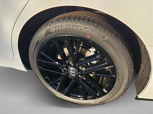 New 2026 Toyota Camry SE FWD image 9