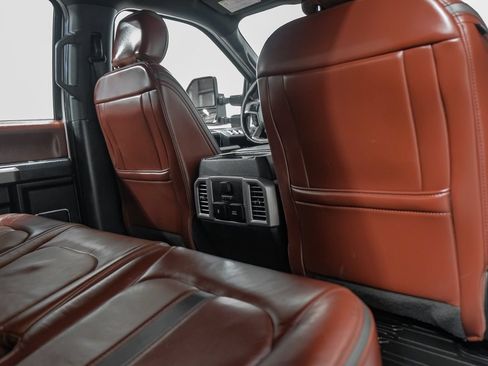 Used 2020 Ford F350 Platinum AWD/4WD image 37