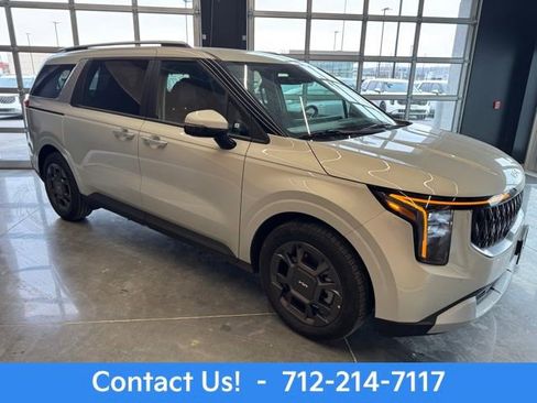 New 2026 Kia Carnival EX image 8