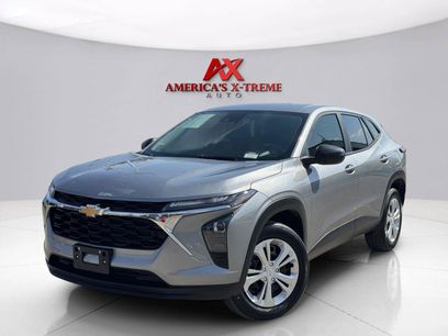 Used 2025 Chevrolet Trax LS w/ Driver Confidence Package