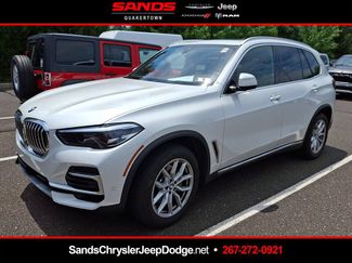 Used 2022 BMW X5 xDrive40i w/ Parking Assistance Package AWD/4WD video 1