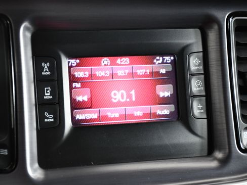 Used 2016 Dodge Challenger SXT RWD image 15