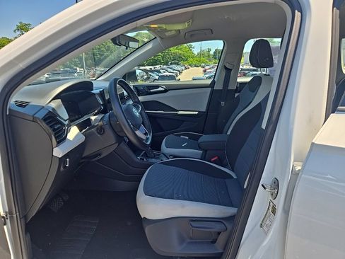 Used 2025 Volkswagen Taos S AWD/4WD image 6