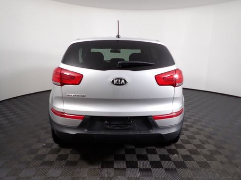 Used 2014 Kia Sportage LX image 12