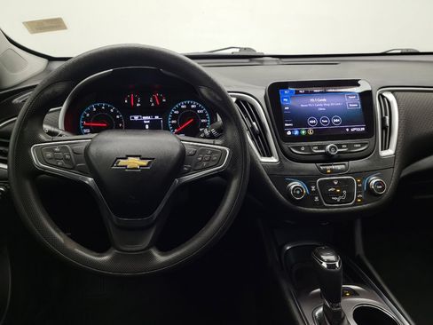 Used 2020 Chevrolet Malibu LS FWD image 22