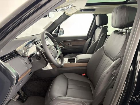 New 2026 Land Rover Range Rover SE image 21