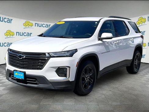 Used 2023 Chevrolet Traverse LT w/ Midnight/Sport Edition AWD/4WD image 3