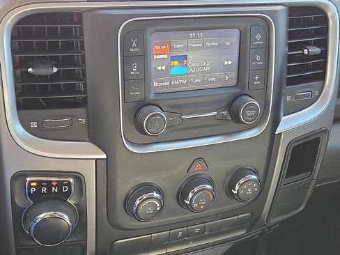 Used 2022 RAM 1500 Classic SLT image 15