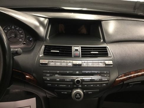 Used 2011 Honda Crosstour EX-L image 51