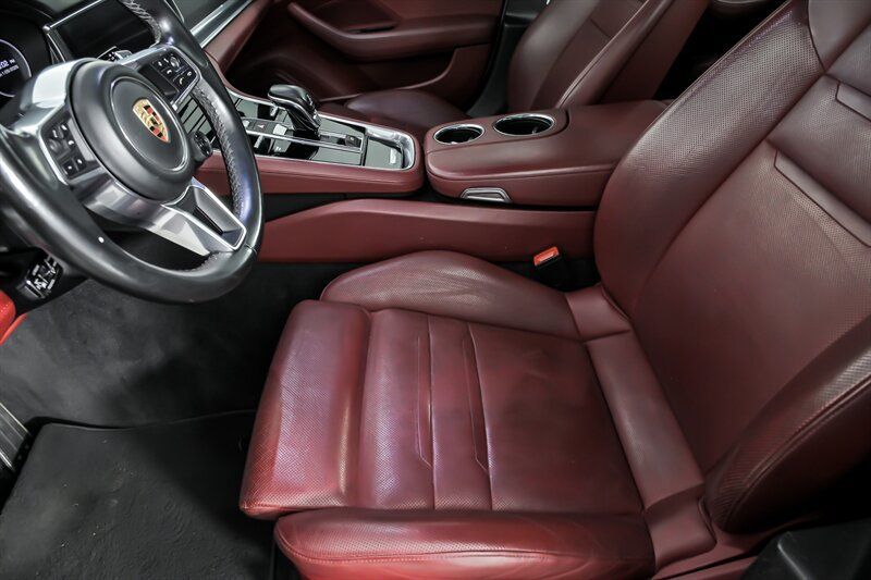 Used 2020 Porsche Panamera GTS AWD/4WD image 21