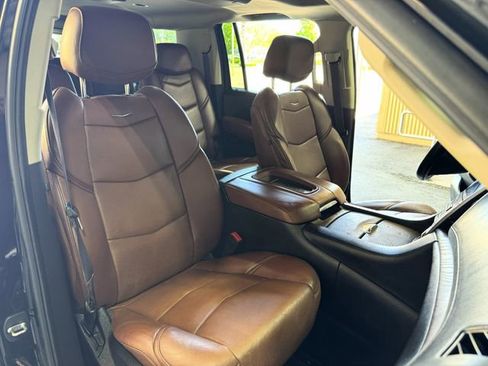 Used 2015 Cadillac Escalade ESV Premium AWD/4WD image 15