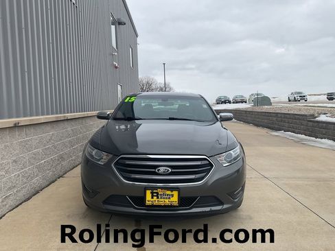 Used 2015 Ford Taurus Limited image 4