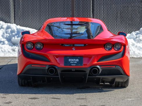 Used 2020 Ferrari F8 Tributo image 36