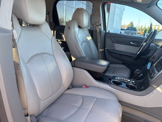 Used 2015 GMC Acadia SLT w/ Open Road Package FWD image 25