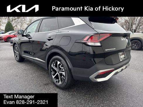 Used 2023 Kia Sportage EX image 5