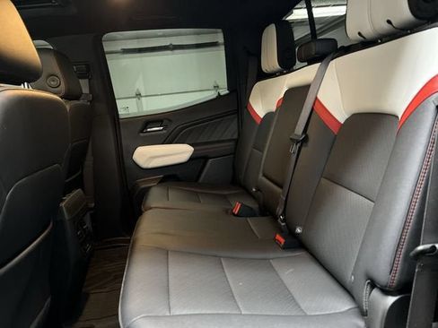 Certified 2024 GMC Canyon AT4X AWD/4WD image 26